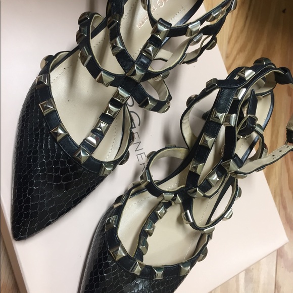 BCBGenaration - Picture 5 of 5